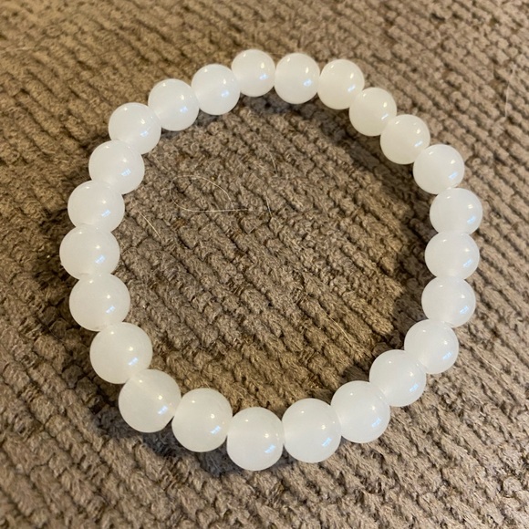 moonstone Jewelry - Moonstone Beaded Bracelet. Size 7 inches